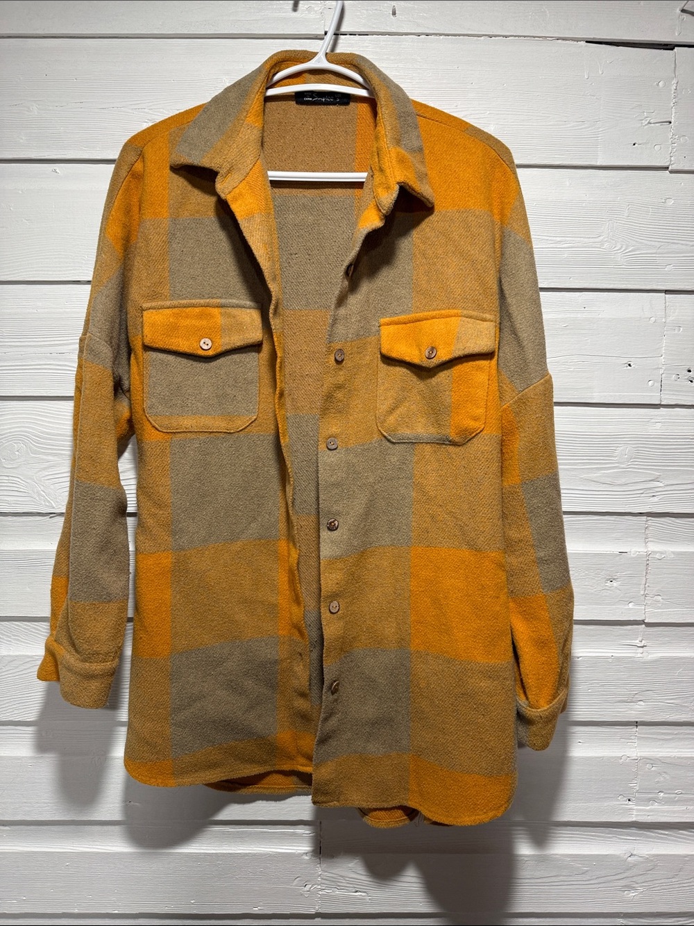 Women’s shacket in Mustard & Taupe